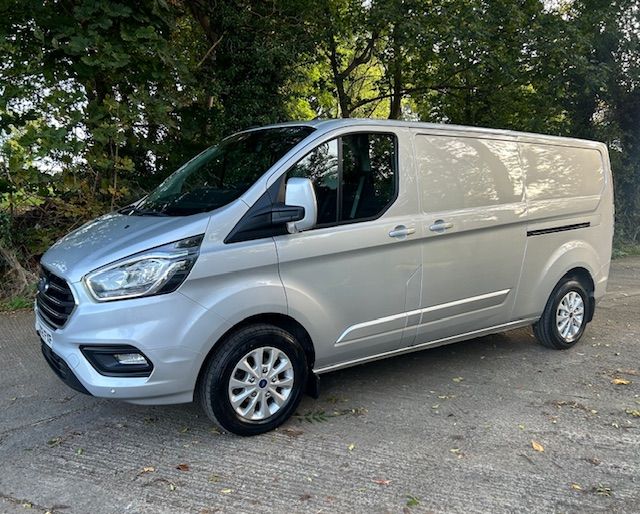 Ford Transit L2 H1 300 130ps Limited